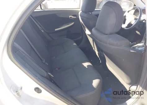 2013 Toyota Corolla S z USA, uszkodzony, nr VIN 2T1BU4EE7DC053542